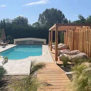 Hébergement de vacances Sous Les Etoiles En Provence, Gite Les Grands Chenes, Lurs
